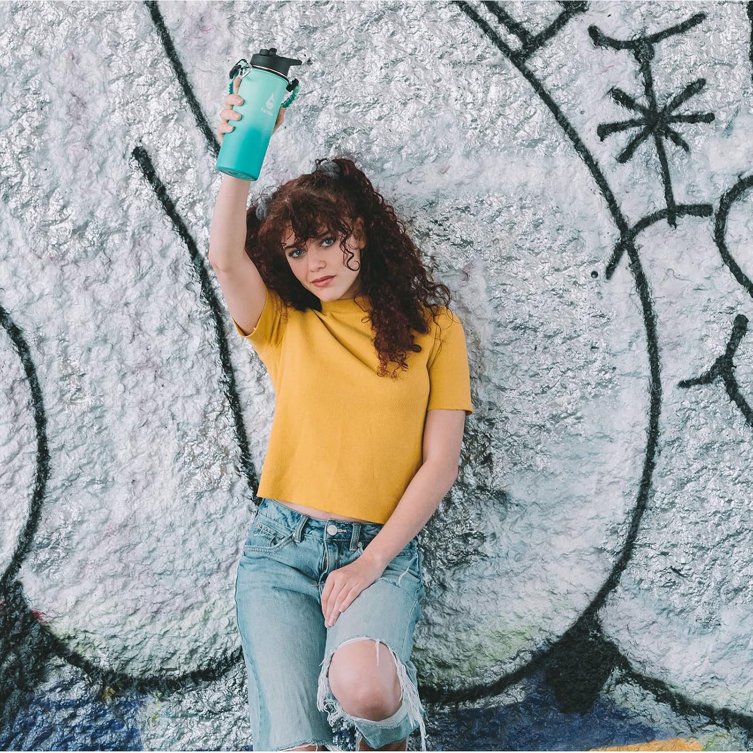 Botella de Agua Aislada Farsea 709 ml con Asa y 2 Tapas