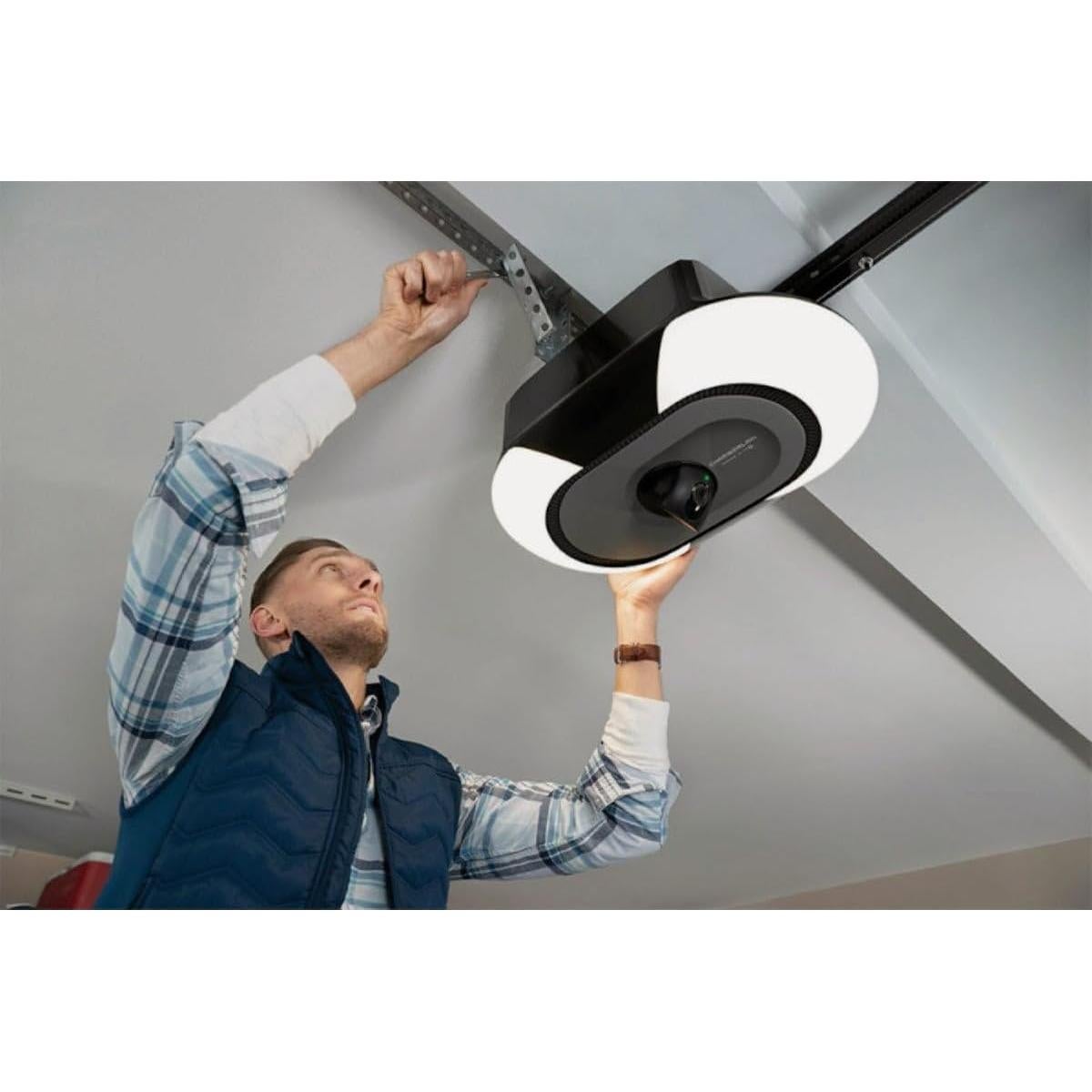 Abridor de Puerta de Garaje Inteligente Chamberlain B6753T - Control por Smartphone, Cámara y LED