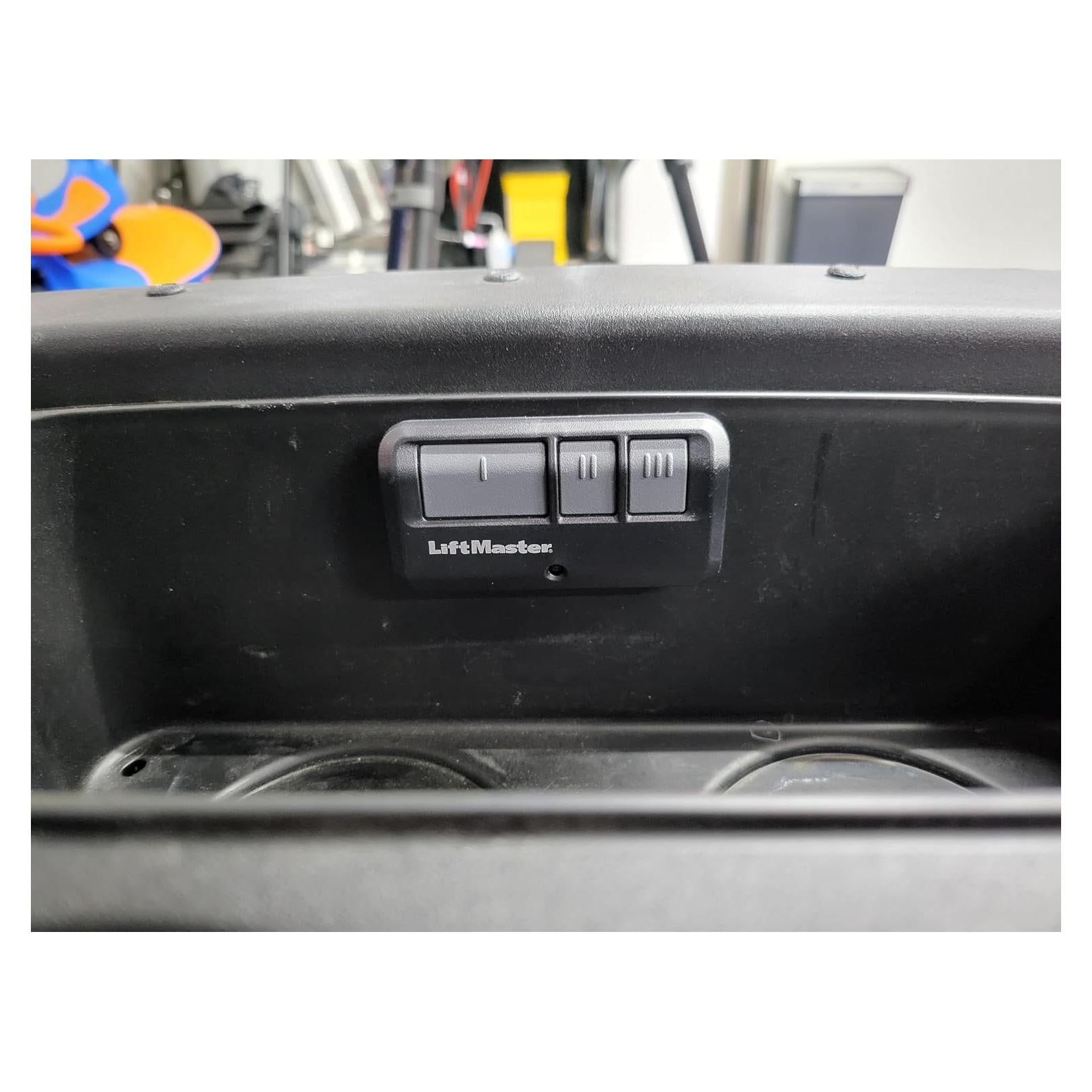 Soporte de Montaje en Pared Genérico SPWM3 para Control Remoto