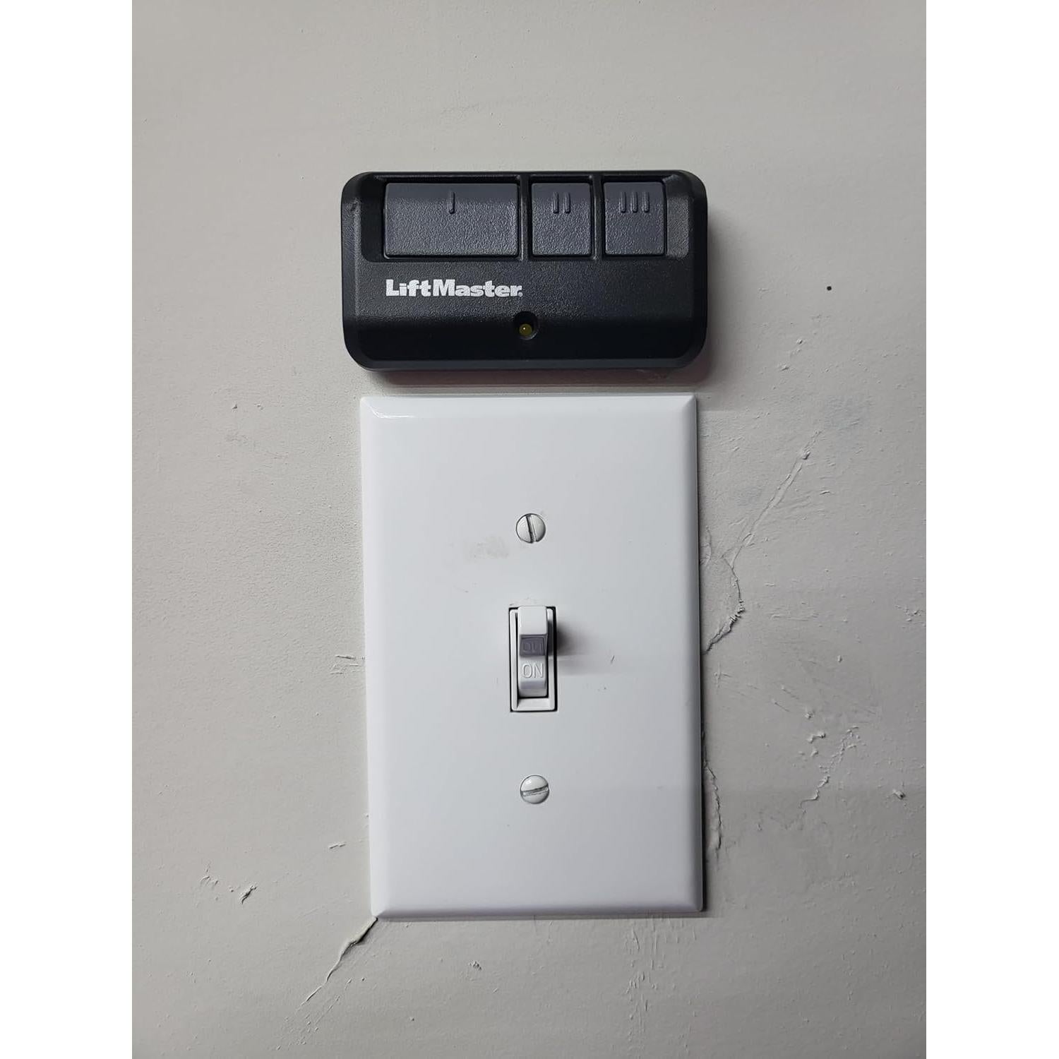Soporte de Montaje en Pared Genérico SPWM3 para Control Remoto