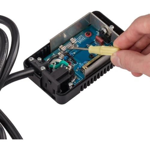 Control de Atenuación AC Impact D1000 1000W 120V Negro