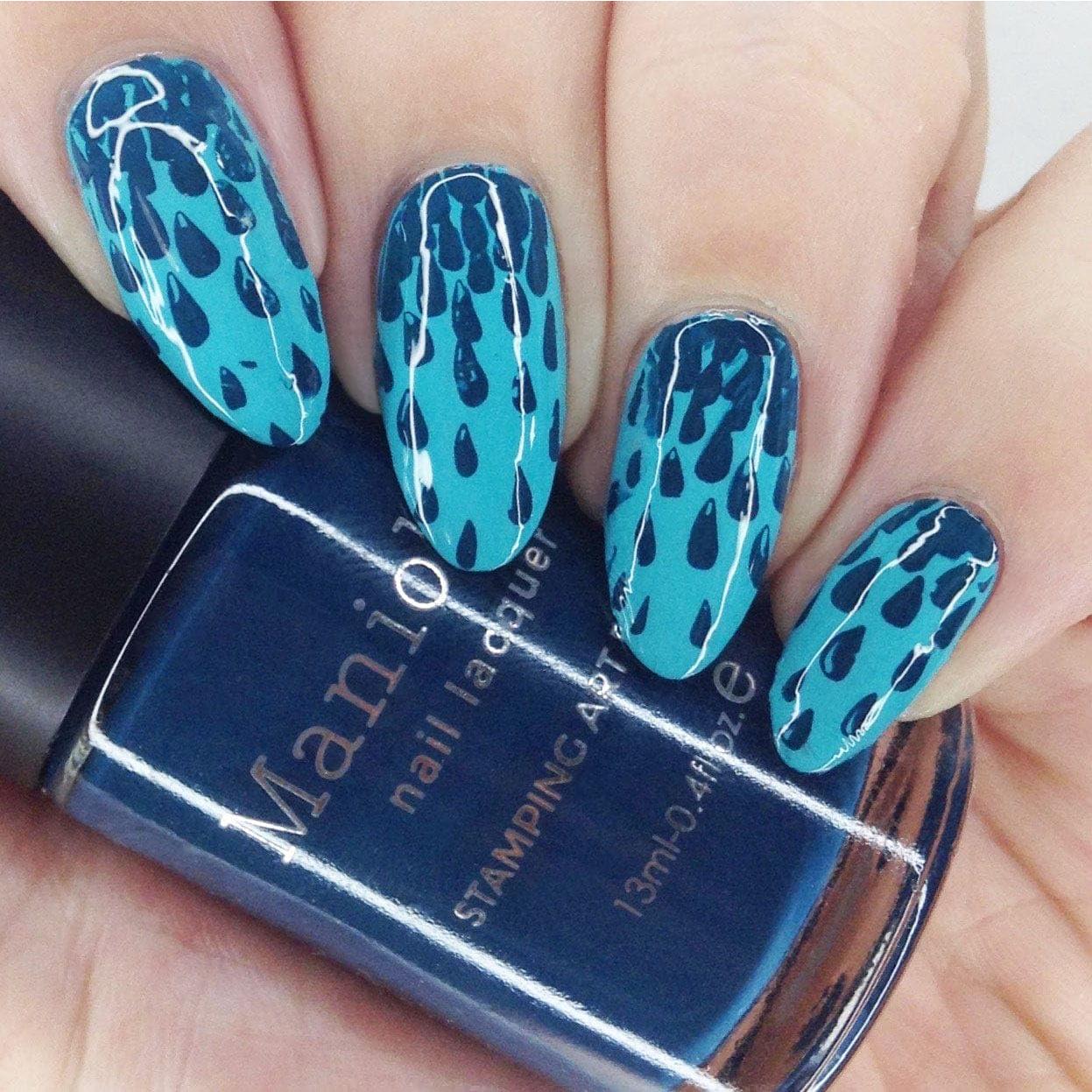 Conjunto de Placas de Estampado de Uñas Maniology Corazones y Gradientes