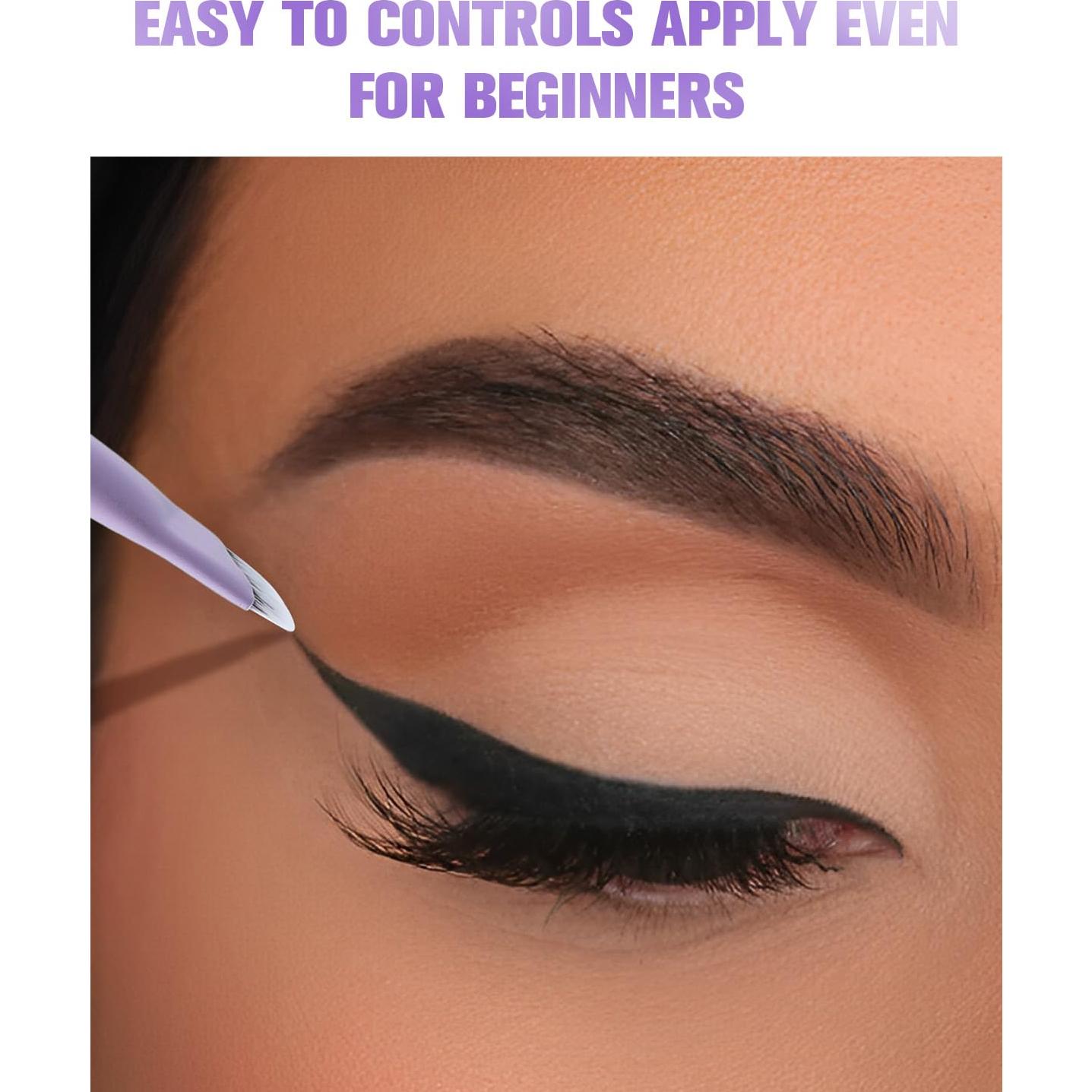 Brocha de Eyeliner Angulada EIGSHOW con Iones de Plata 15.24cm