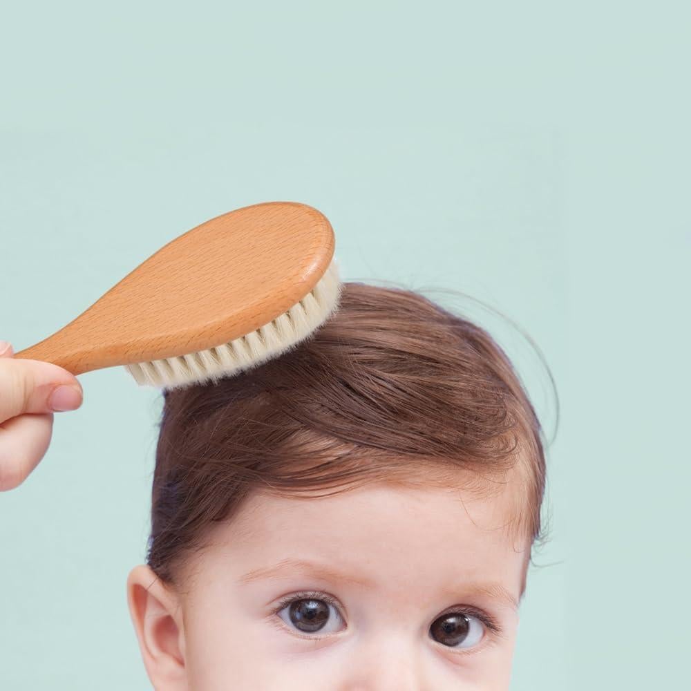 Cepillo de Madera para Bebés BoAn con Cerdas de Cabra Suaves