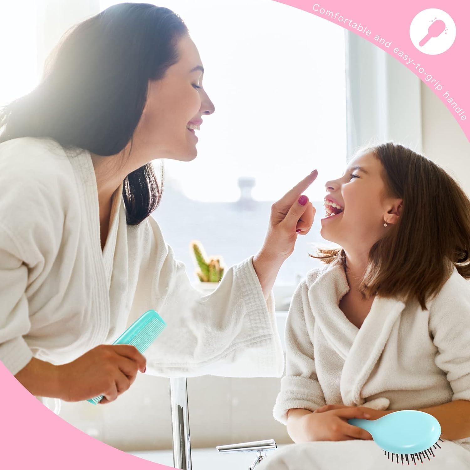 Set de 24 Mini Cepillos y Peines Nuogo para Niños - Color Brillante