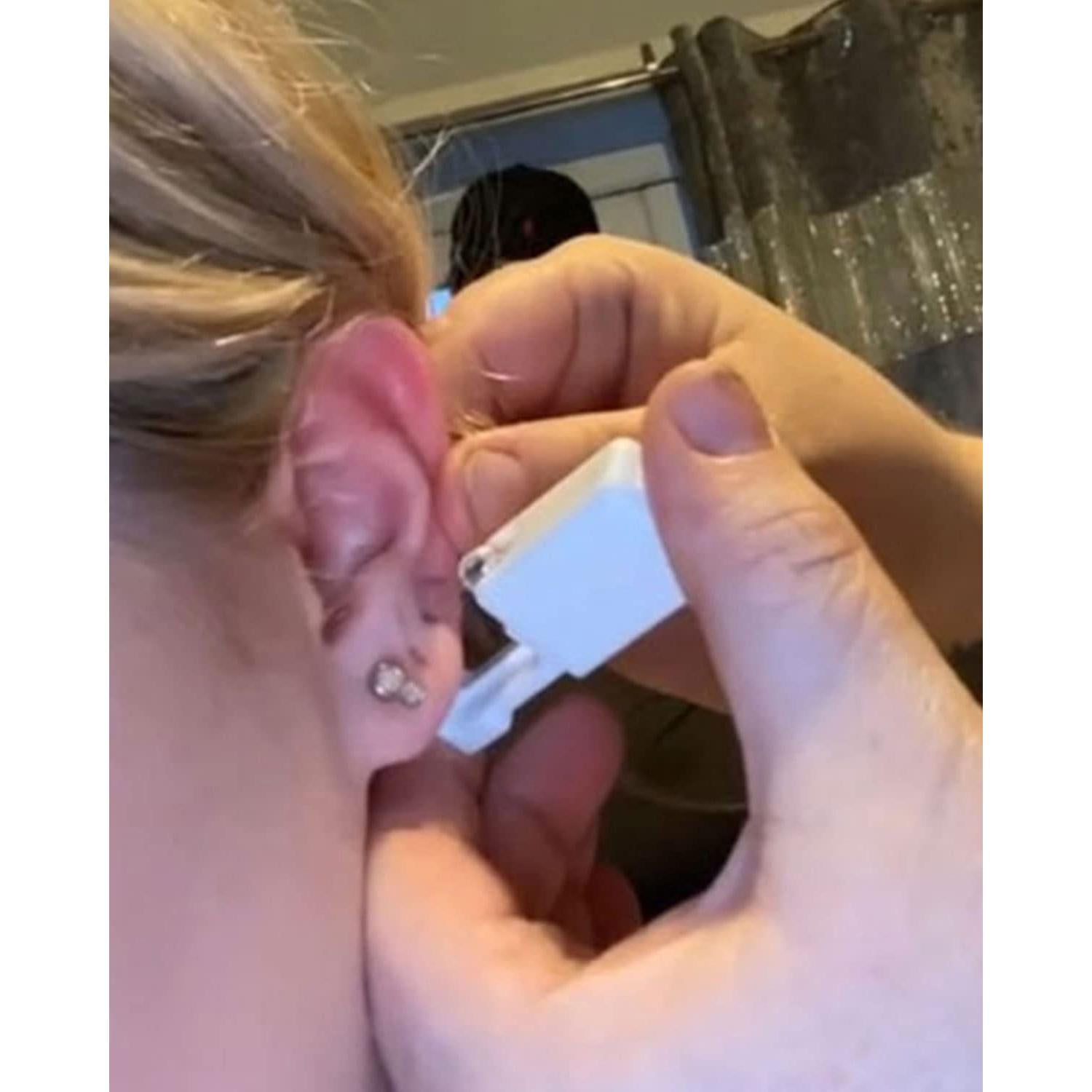 Kit de Perforación de Orejas SLVIEKAE 4 Piezas Acero Inoxidable