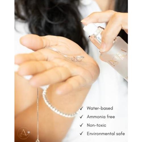 Kit Limpiador de Joyería Adora Fine - Spray 49.9 ml y Paño 15.2x19.1 cm