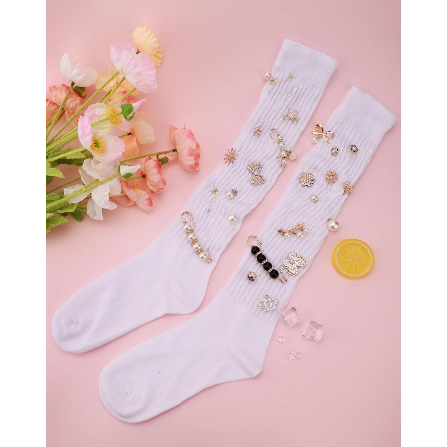 Kit 60 Encantos para Calcetines y Broches Dorados DIY