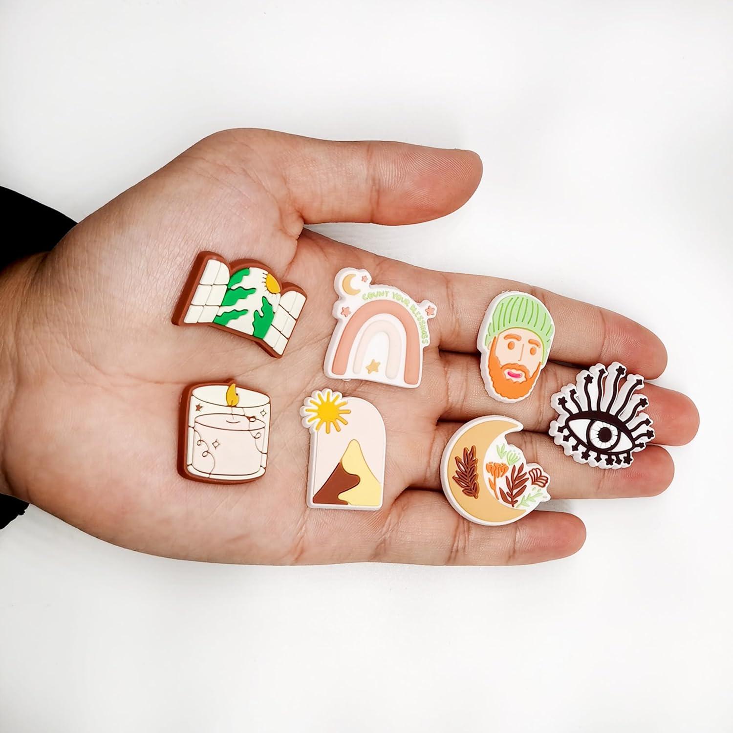 Set de 16 Encantos Boho para Zapatos Clog y Sandalias - PVC Impermeable