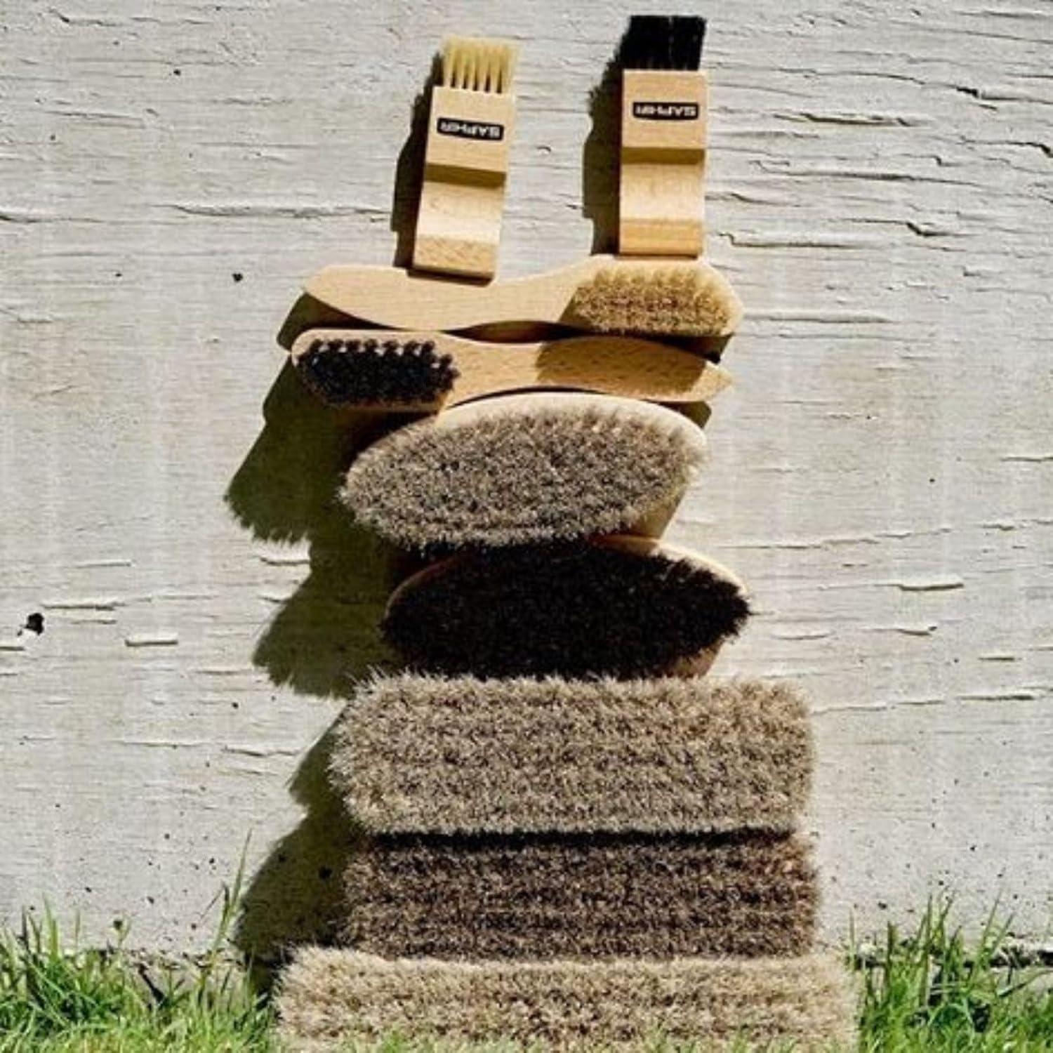 Cepillo Ovalado de Cerda de Caballo Saphir - 13.5cm - Mantenimiento Cuero