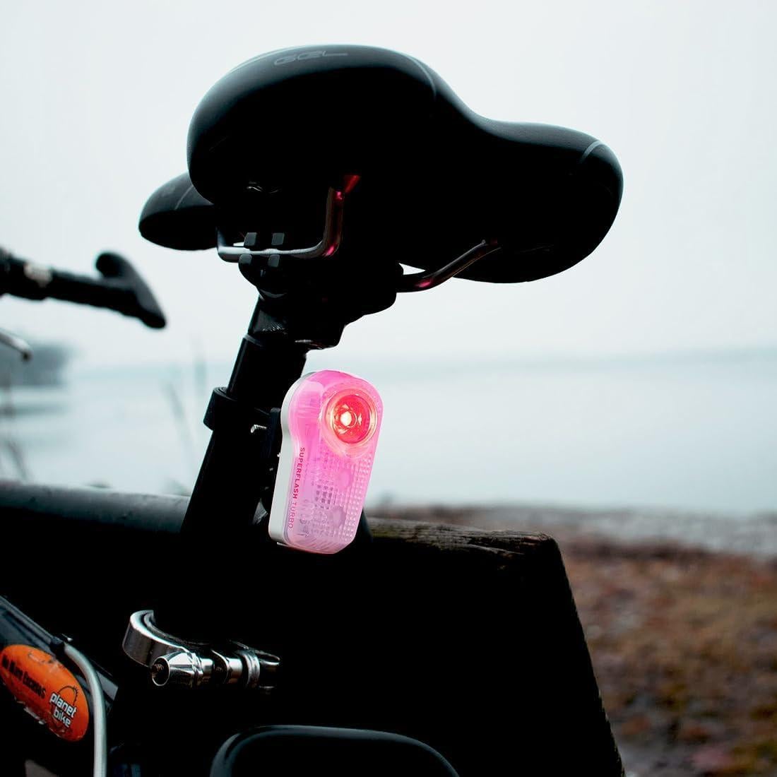 Luz Trasera para Bicicleta Planet Bike Superflash Turbo - 20 Lúmenes