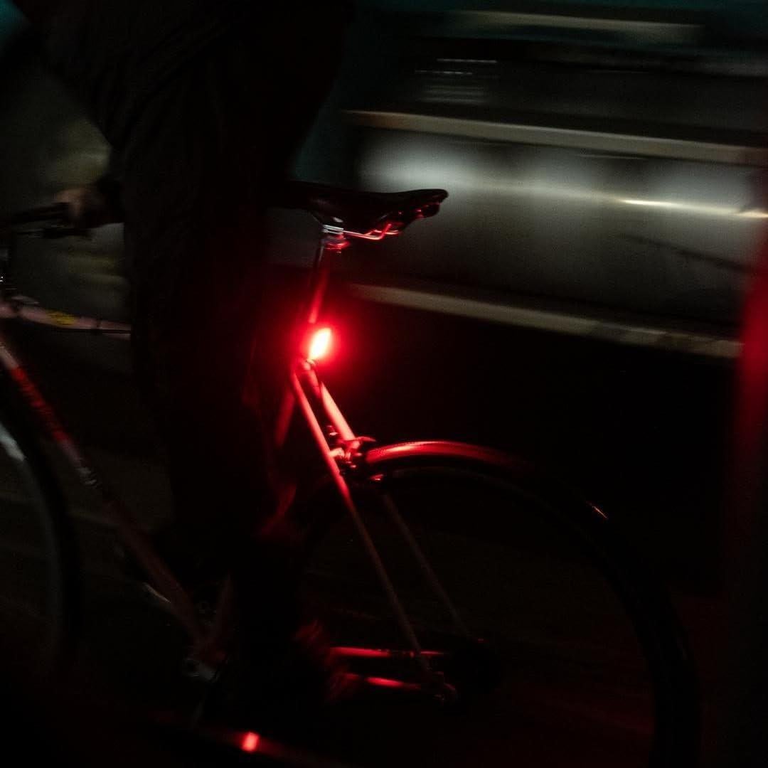 Luz Trasera para Bicicleta Knog Blinder - 100 Lúmenes, Recargable, IP67