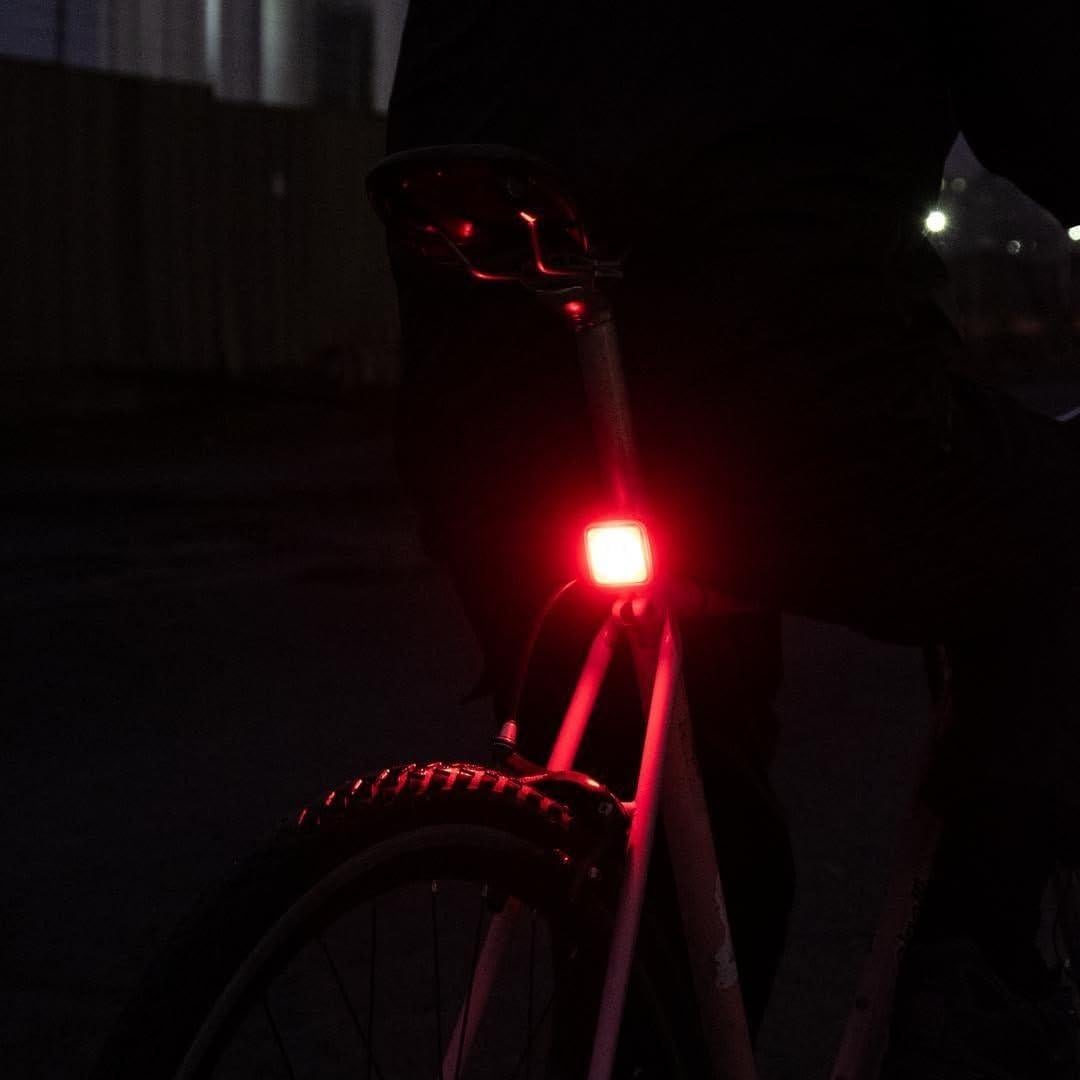 Luz Trasera para Bicicleta Knog Blinder - 100 Lúmenes, Recargable, IP67