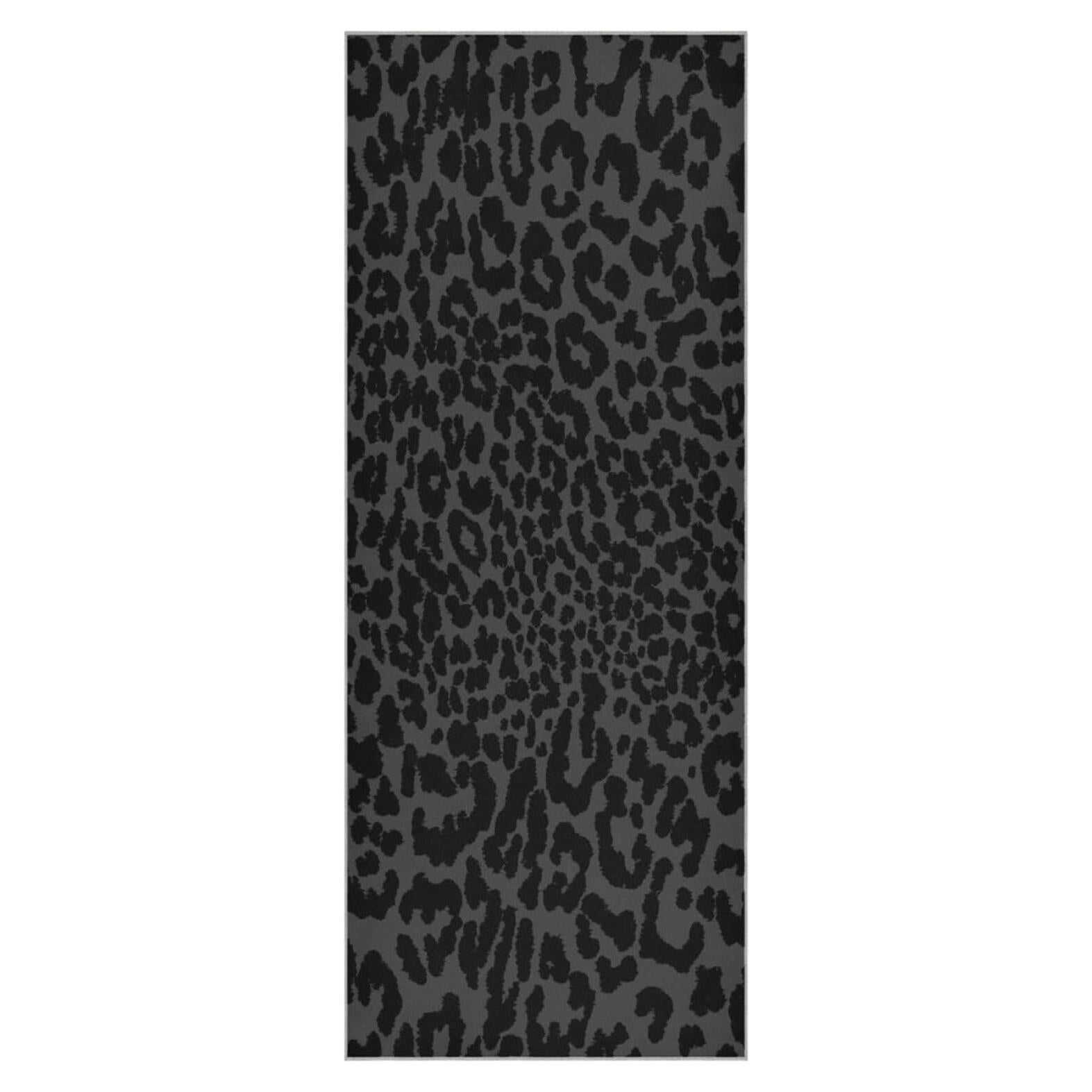 Toalla de Yoga Antideslizante YETTASBIN Negra Leopardo 185x69 cm