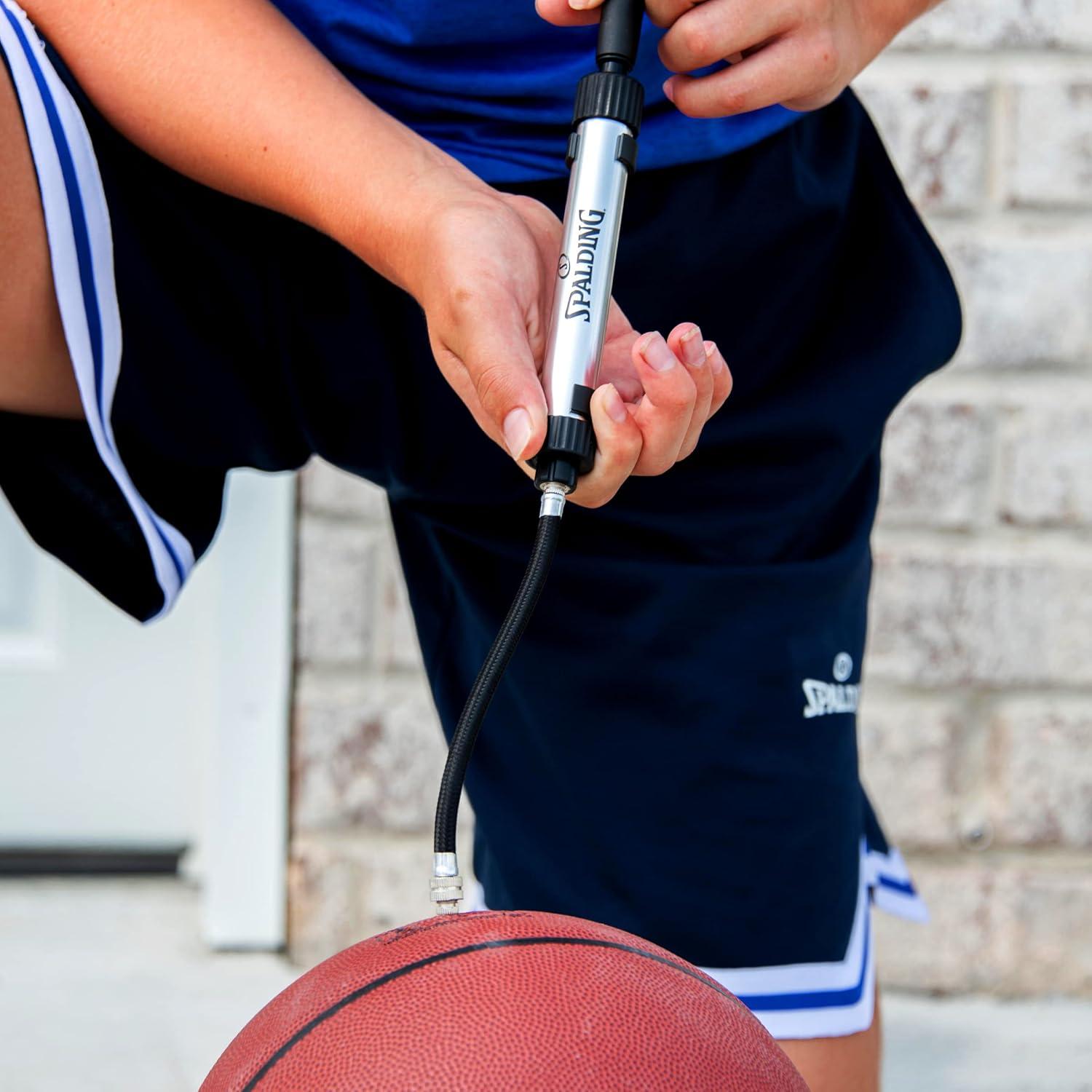 Bomba de Balón Deportivo Spalding Doble Acción 15.24 cm