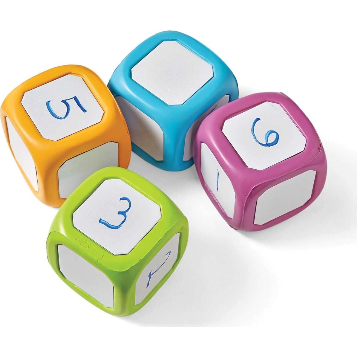 Dados Borrables Hand2Mind para Niños 5-8 Años - Paquete de 4