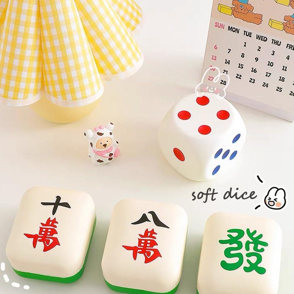 Bola Antiestrés en Forma de Dado Banngo 8 cm - Alivio de Ansiedad