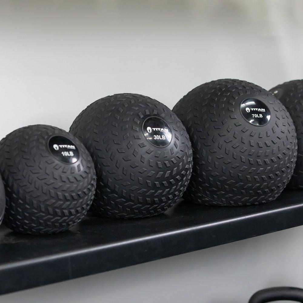 Balón de Slam Titan Fitness 13.6 kg Caucho Antideslizante