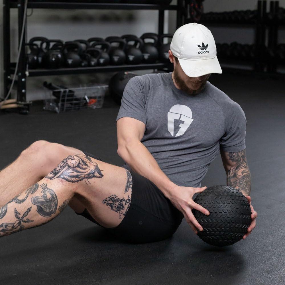 Balón de Slam Titan Fitness 13.6 kg Caucho Antideslizante