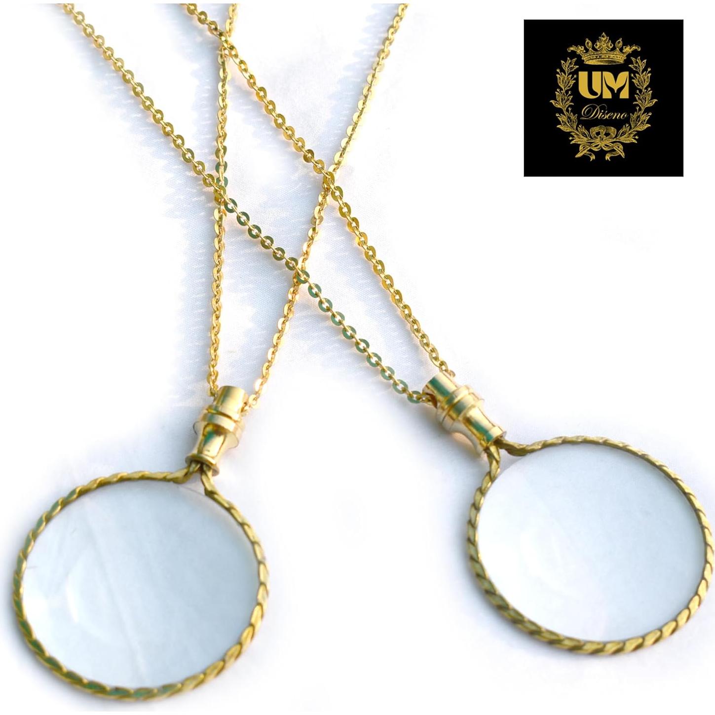 Collar Lupa Vintage UM Diseño 10X Bronce Antiguo 5.08 cm