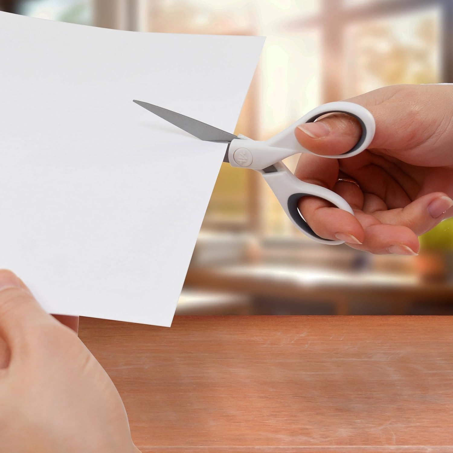 Tijeras de tela Westcott 5" con hojas de titanio - Manualidades