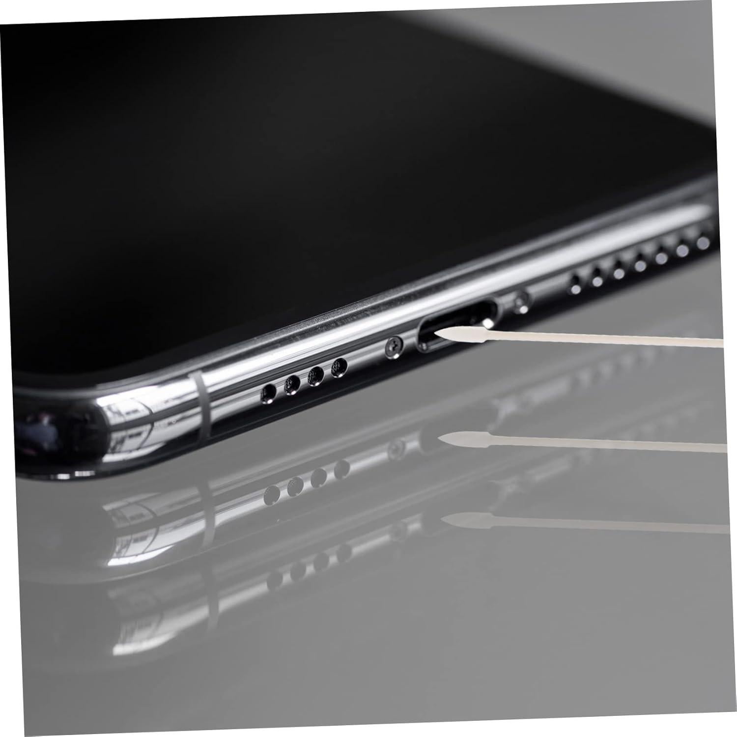 Kit de limpieza de auriculares Angoily con cepillo y varitas