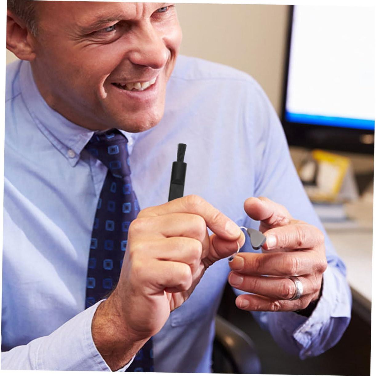 Kit de Limpieza para Dispositivos Auditivos FRCOLOR - 8 Piezas