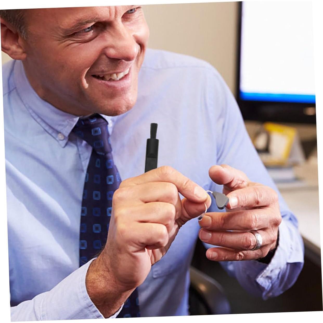 Kit de Limpieza SECFOU 8 Piezas para Dispositivos Auditivos