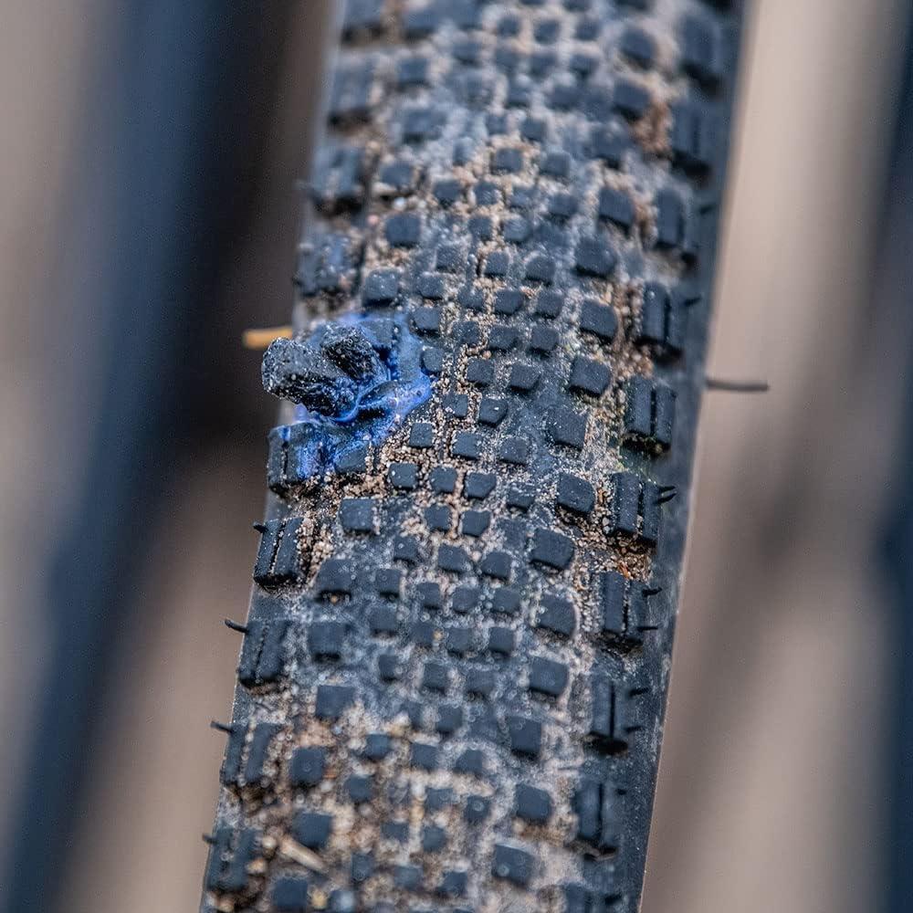 Kit de Reparación de Neumáticos Tubeless Muc-Off con 10 Tapones