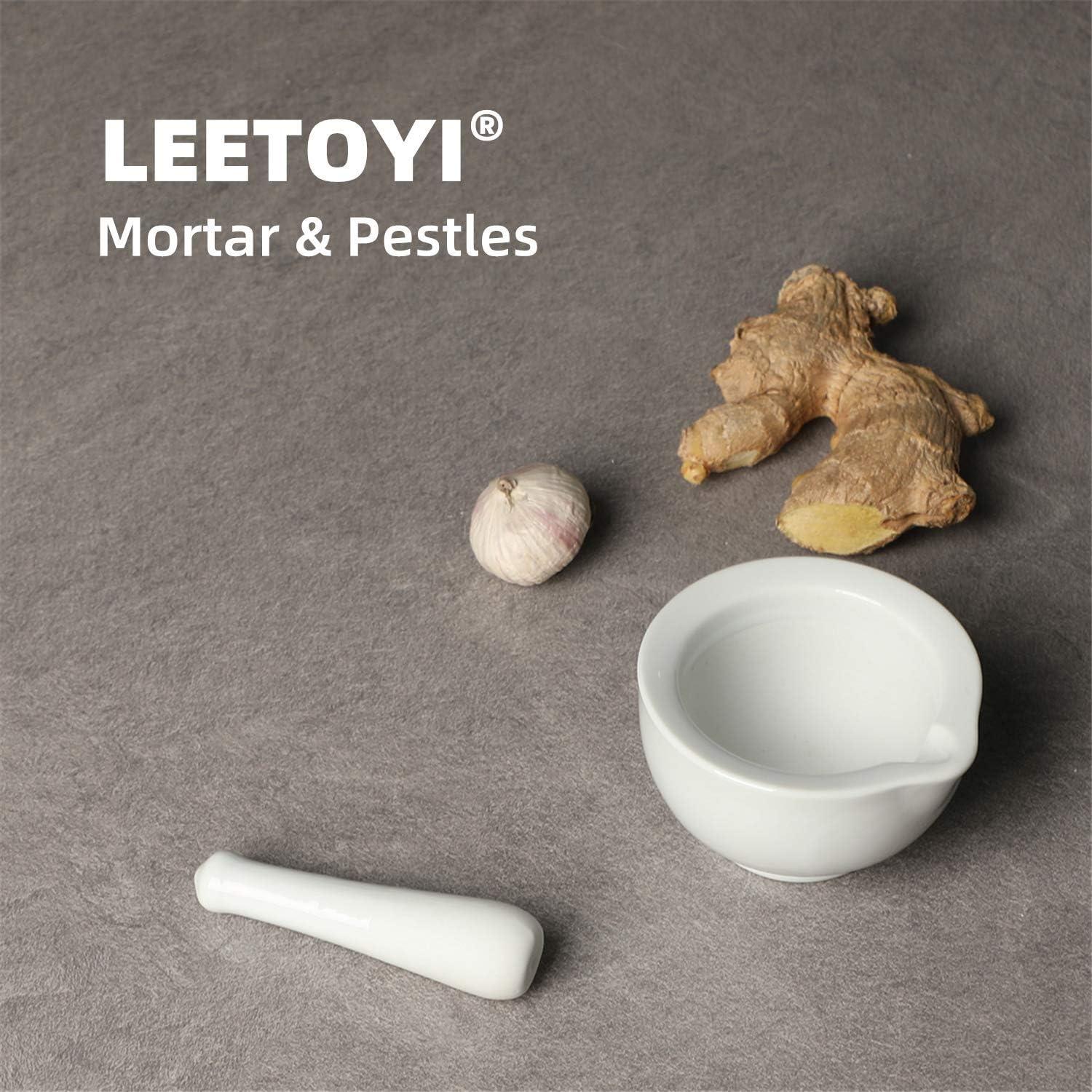 Mortero y Maja de Porcelana LEETOYI 8.4 cm Blanco