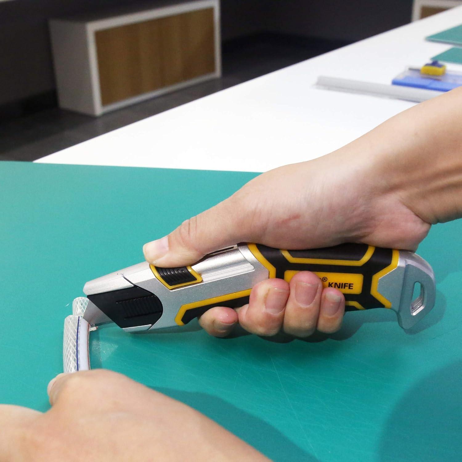 Cuchillo de Utilidad Auto-Retráctil XW con 4 Cuchillas Repuesto