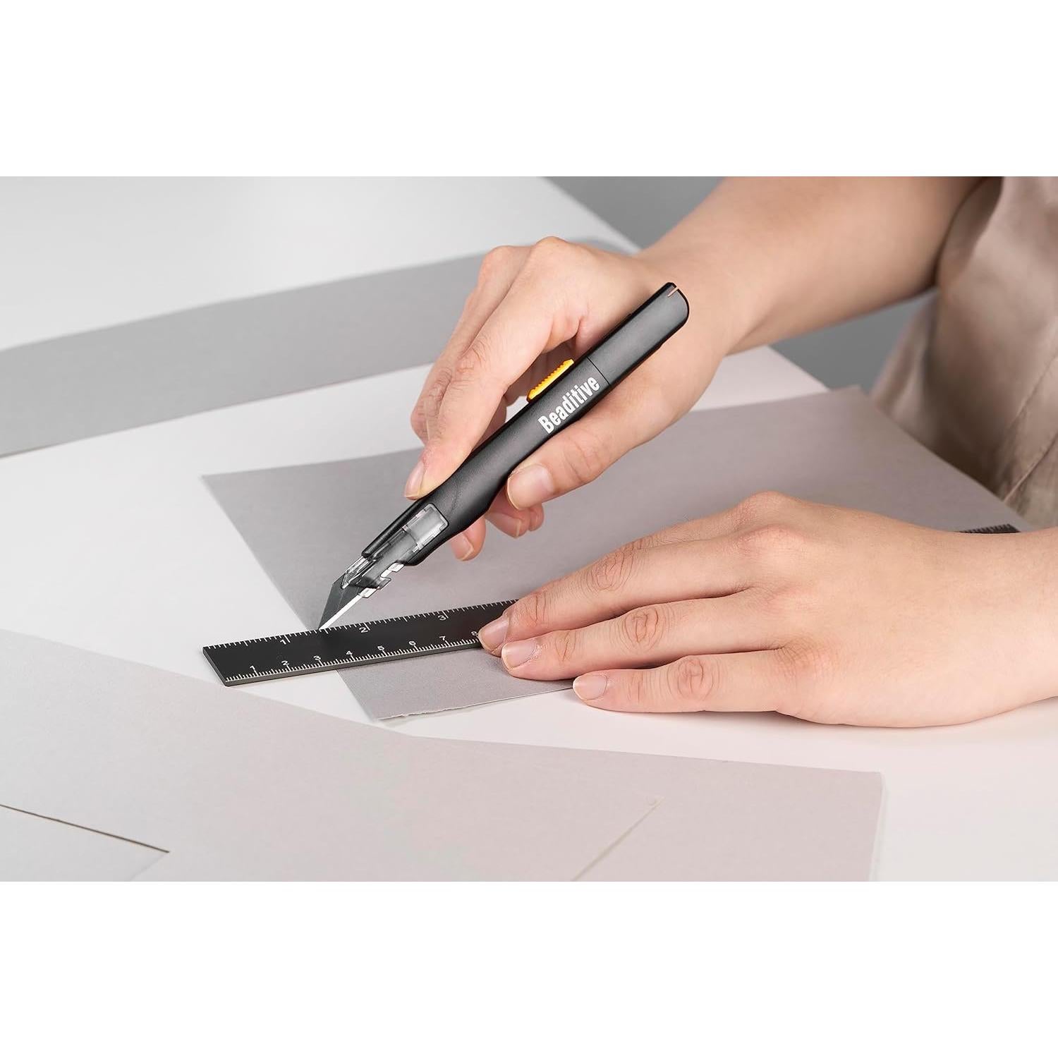 Cuchillo de Detalle Beaditive con 10 Cuchillas Negras