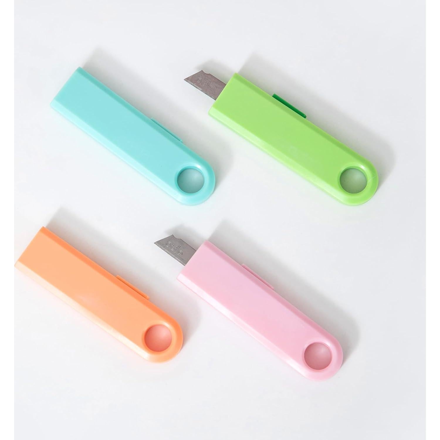 Cuchillos Utility Retráctiles Genérico - 9 Colores, 8.2 cm