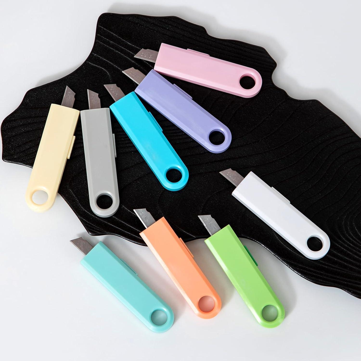 Cuchillos Utility Retráctiles Genérico - 9 Colores, 8.2 cm