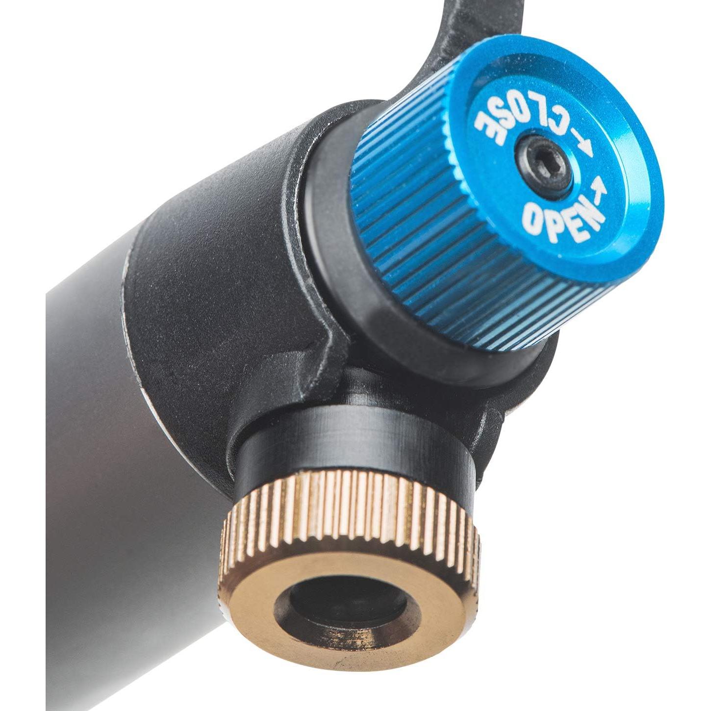 Mini bomba de aire Blackburn Core CO2Fer para bicicleta