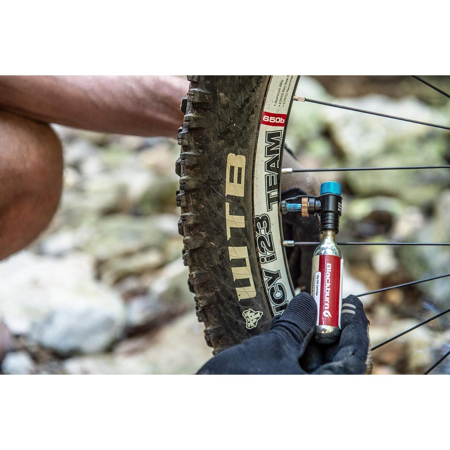 Mini bomba de aire Blackburn Core CO2Fer para bicicleta