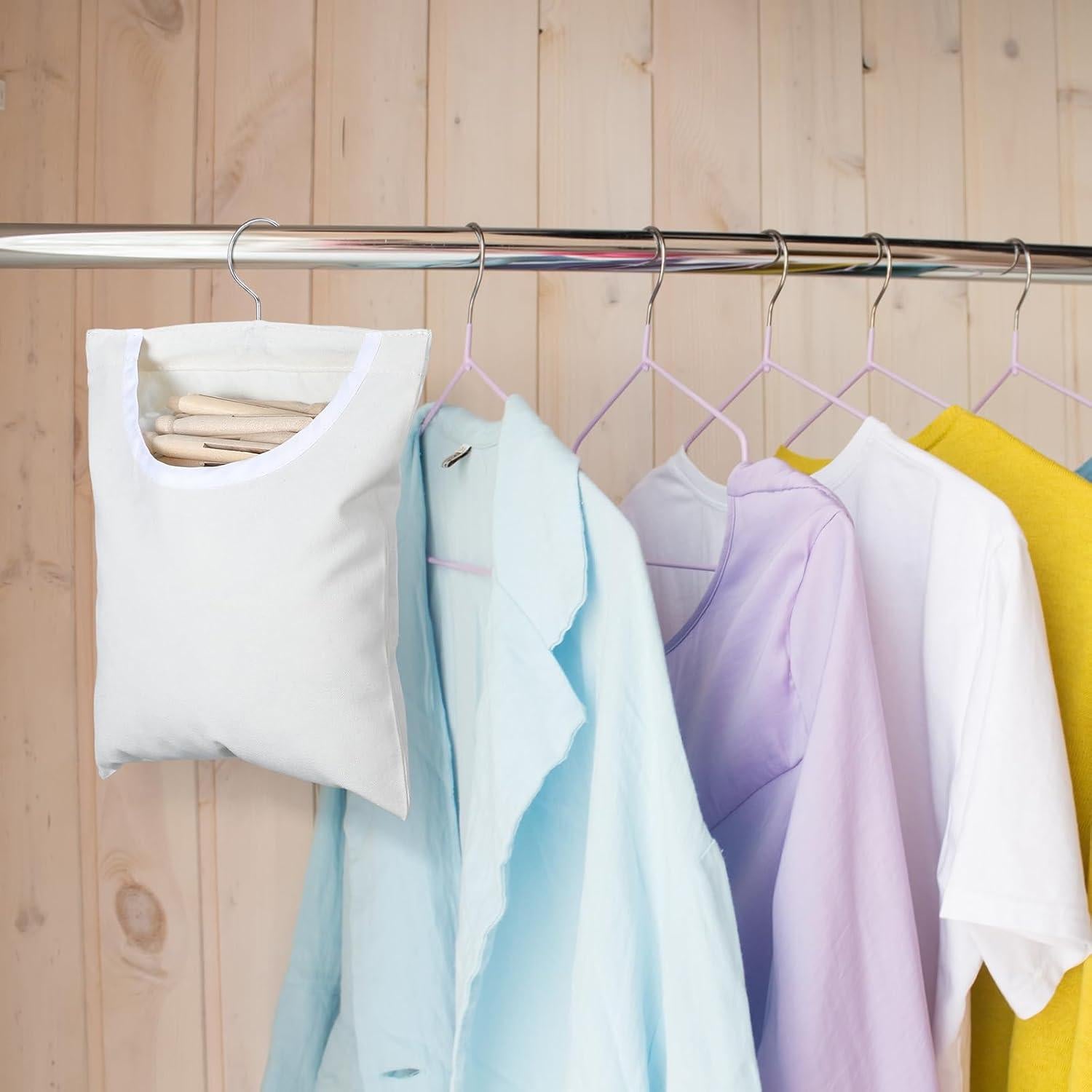 Set de 61 Pinzas de Madera Norme con Bolsa de Almacenamiento