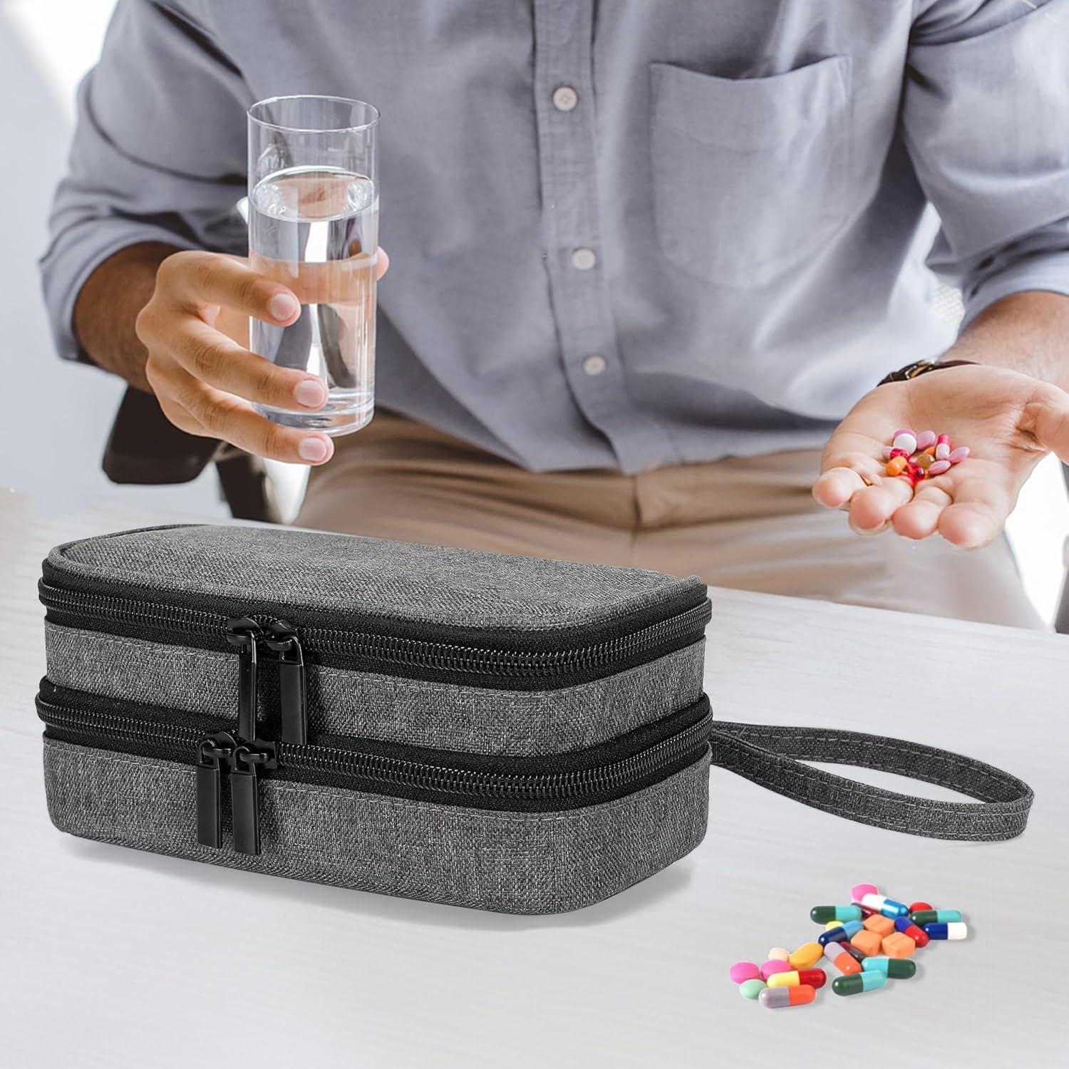 Bolsa de Viaje Trunab con Organizador de Pastillas Semanal 20x10x8cm