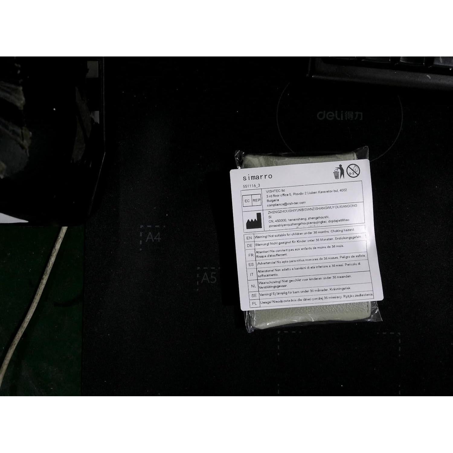 Monedero portátil Simmaro de cuero vegano verde 12x9cm