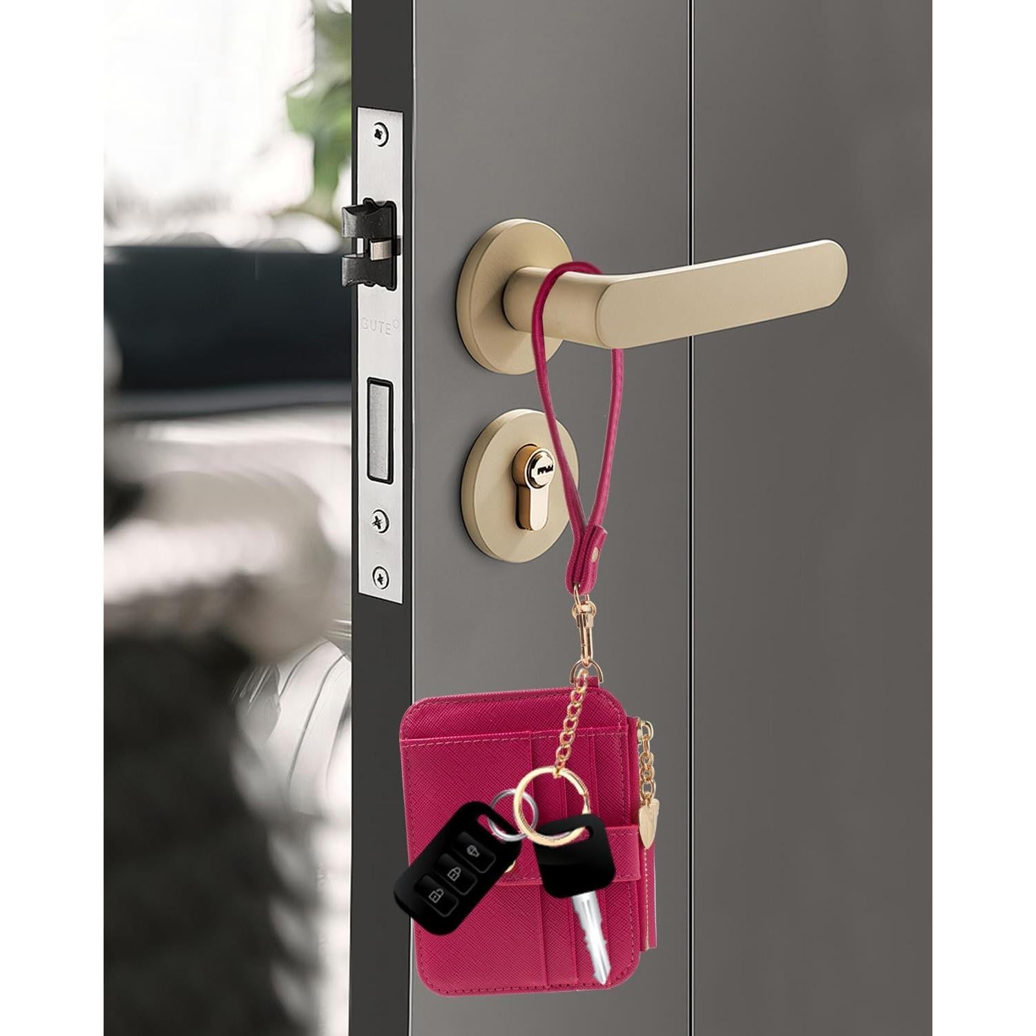 Estuche para Tarjetas KOTORA con Llavero de Muñeca Rojo