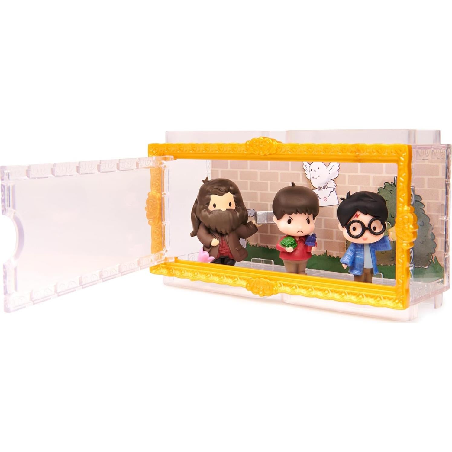 Wizarding World Harry Potter, Micro Magical Moments Action Figures Set with Harry, Hagrid, Dudley & Display Case, Kids Toys for Ages 6 and up