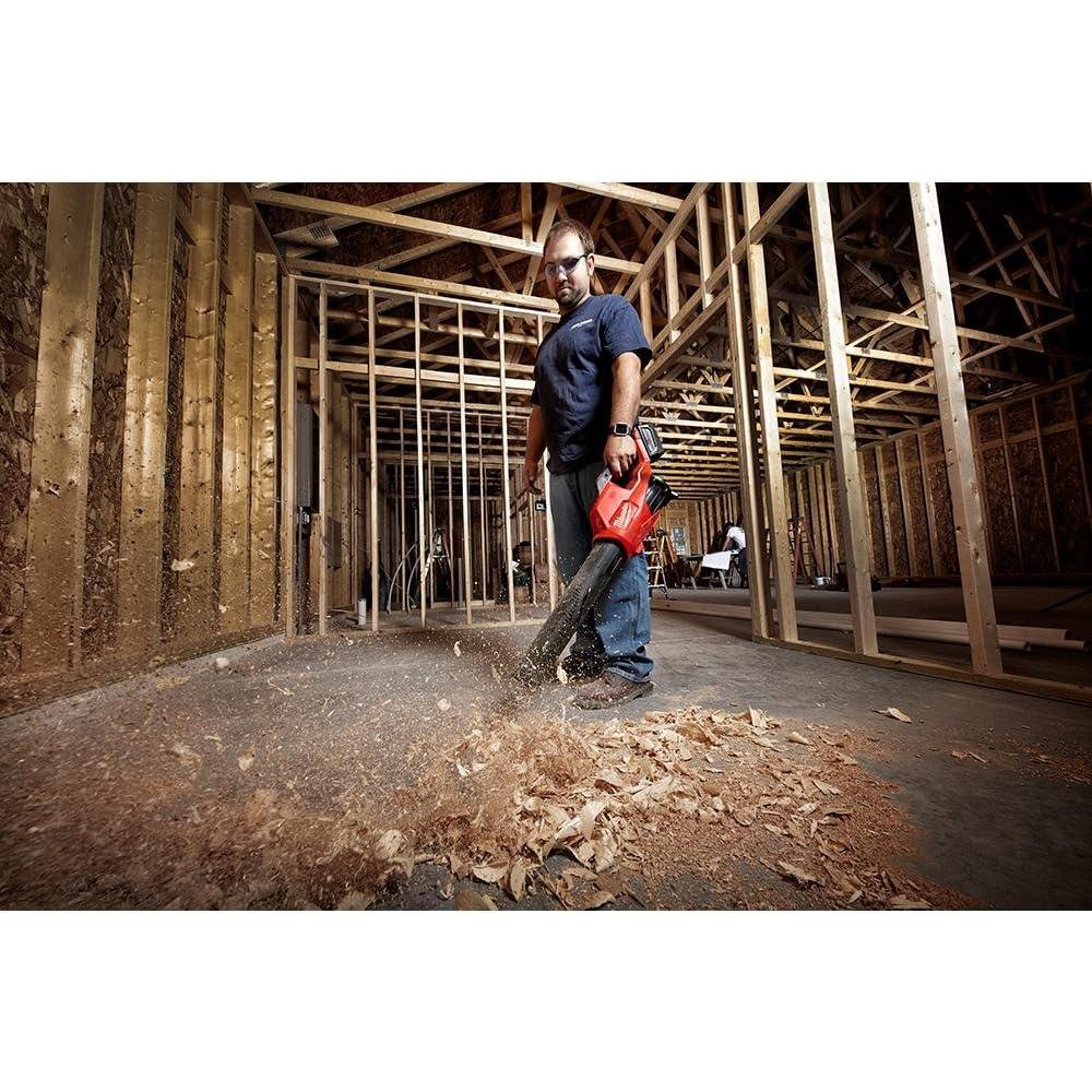 Soplador Portátil Milwaukee M18 FUEL 18V 1274 LPM