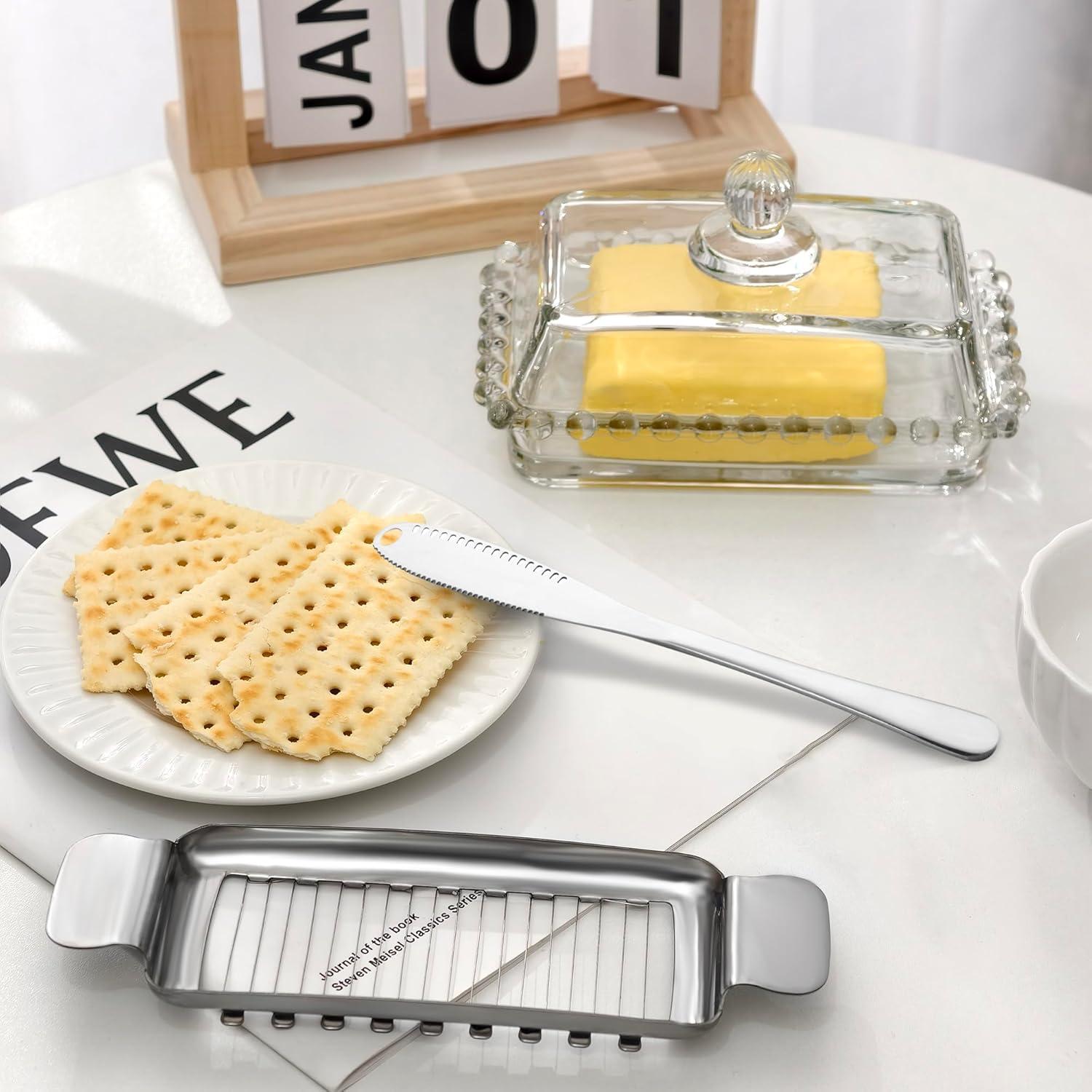 Plato de Mantequilla de Vidrio con Tapa y Cuchillo - 17cm