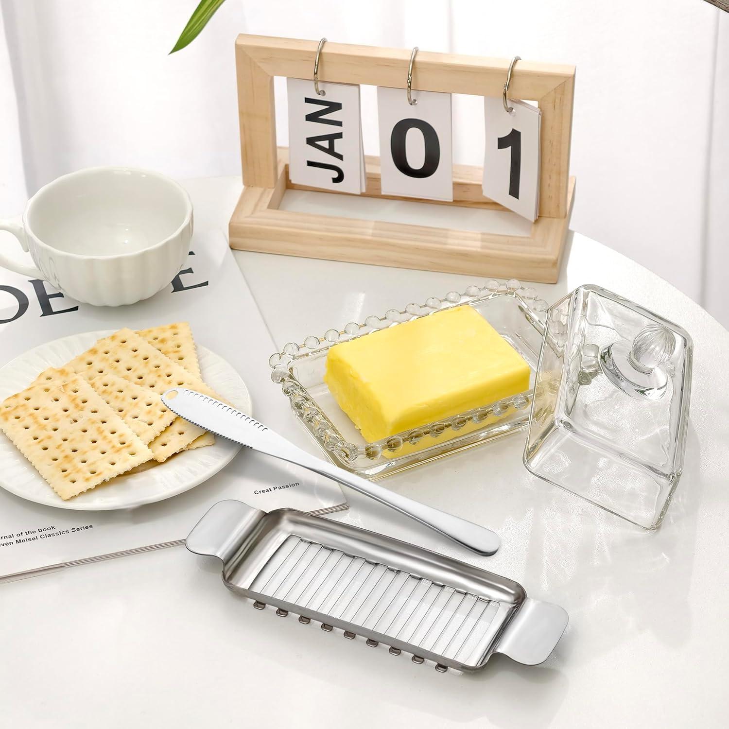 Plato de Mantequilla de Vidrio con Tapa y Cuchillo - 17cm