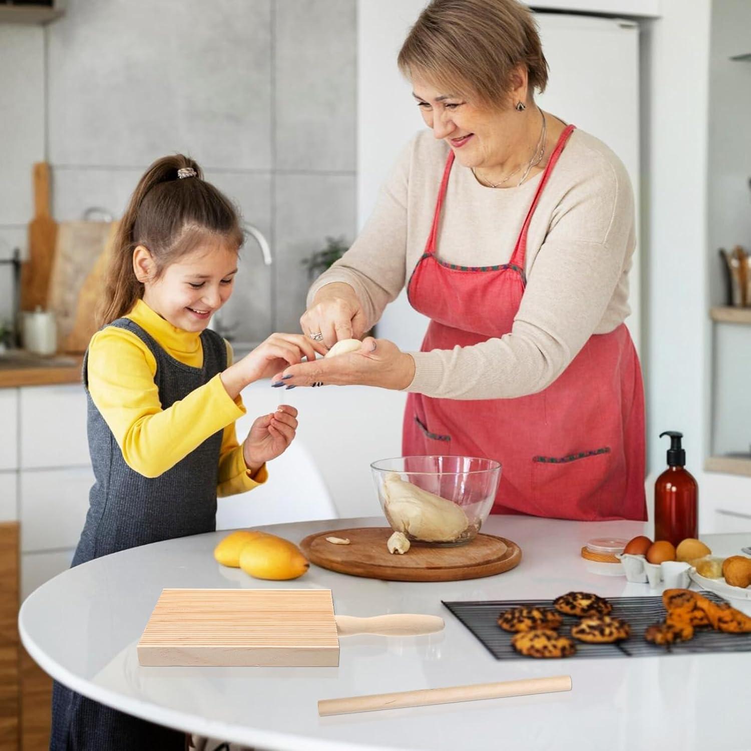 Tablero de Gnocchi de Madera Trinkrittey con Rodillo 25.5x18cm