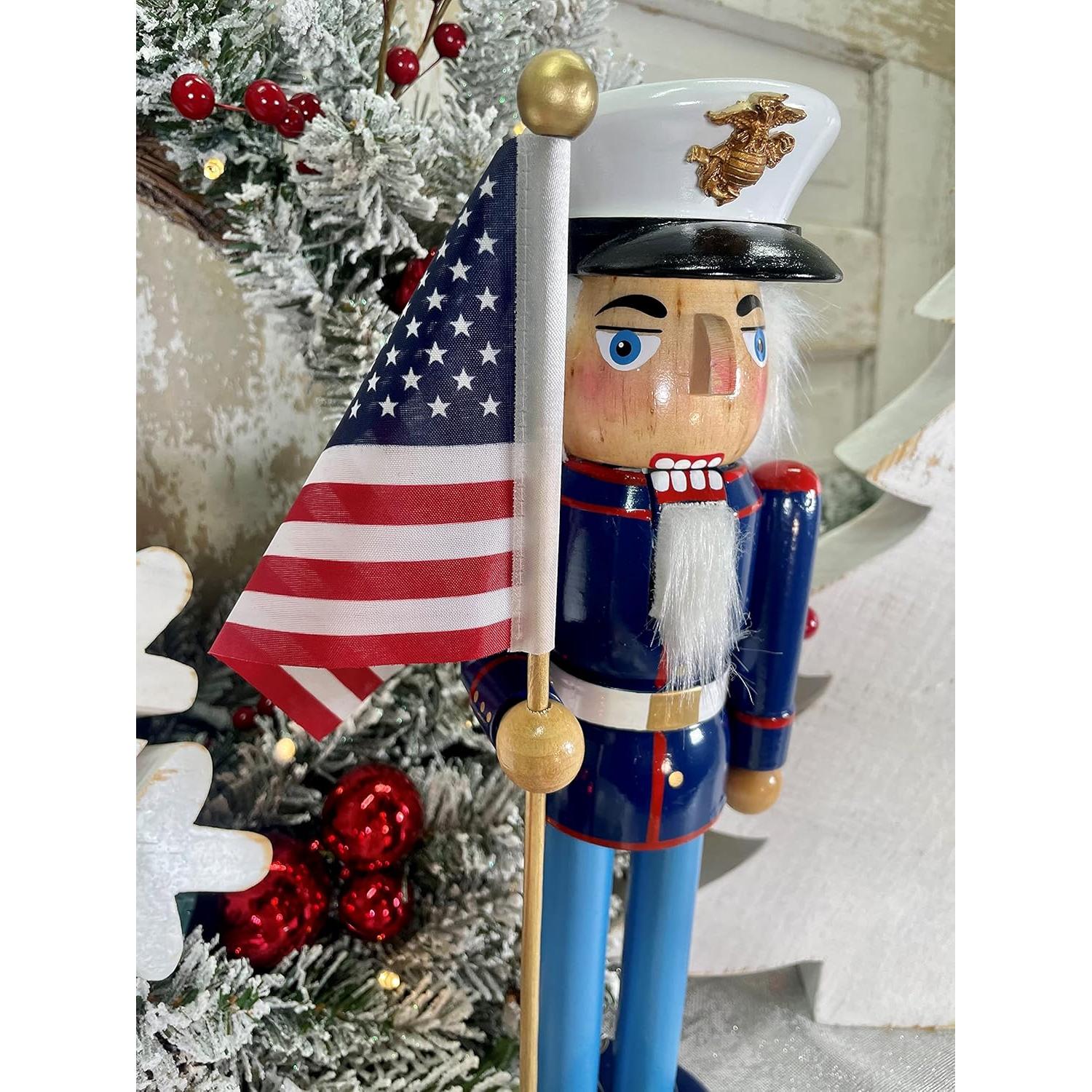 Cascanueces Marino 35.56 cm Taller de Santa Hecho a Mano