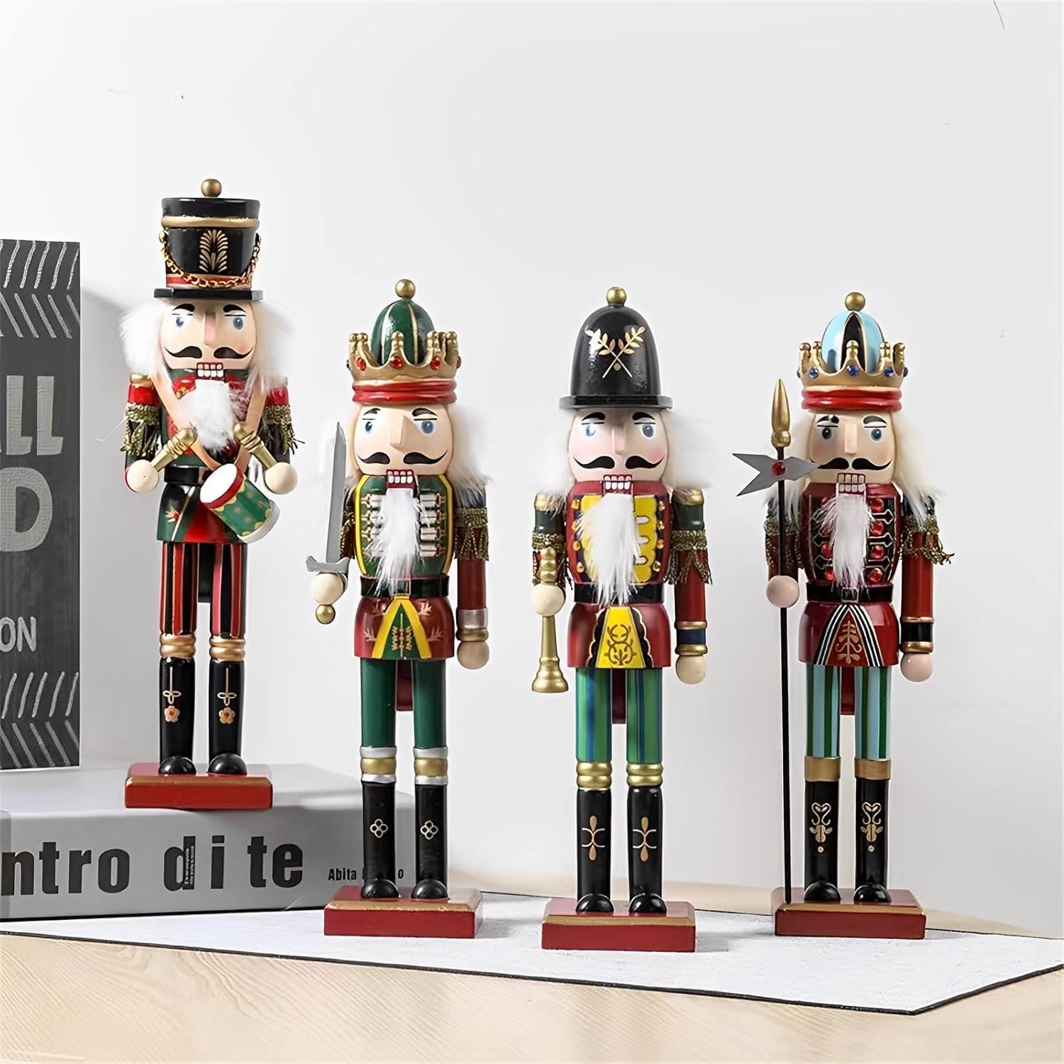 Adorno Cascanueces de Madera 30 cm Pikeman - Decoración Navideña