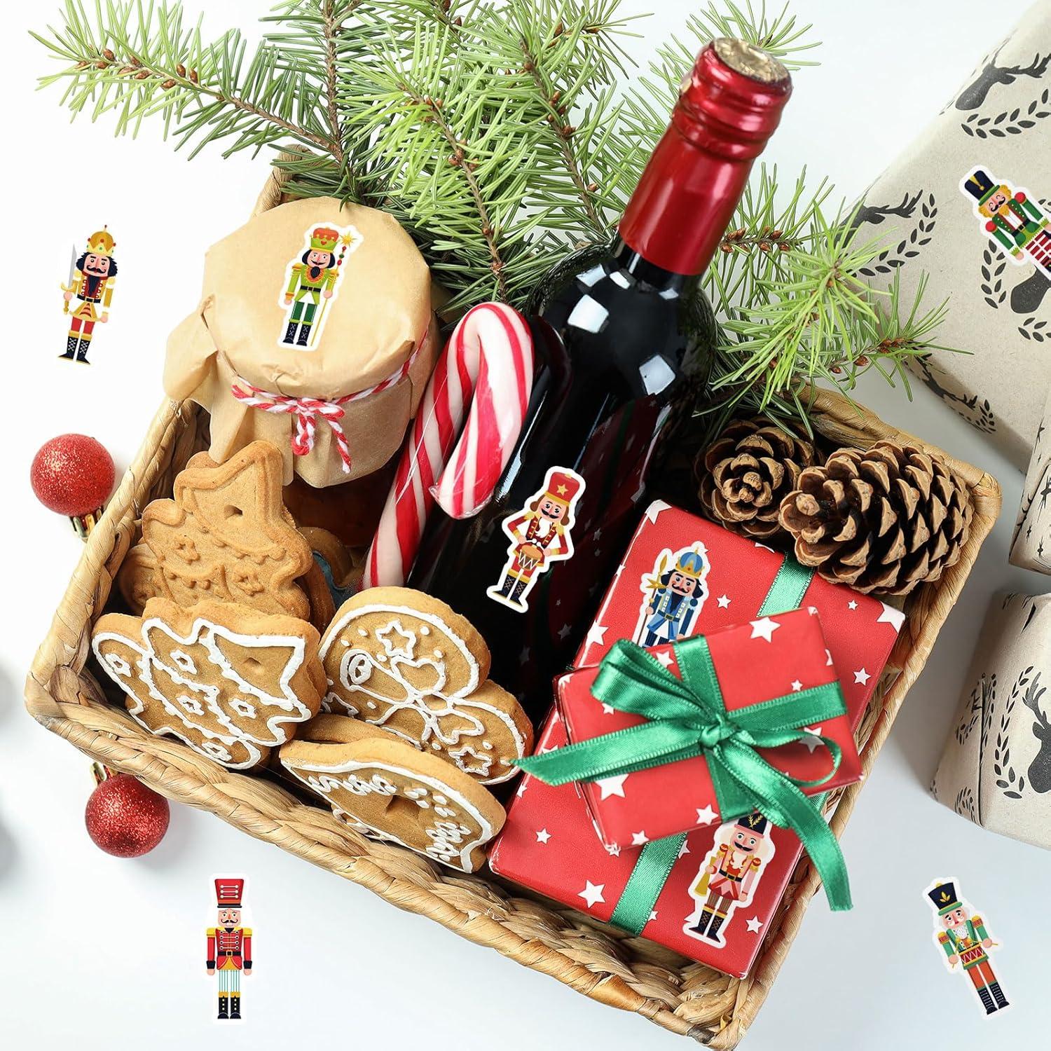 Rollo de 1000 Pegatinas Cascanueces Whaline 3.81 cm Navidad