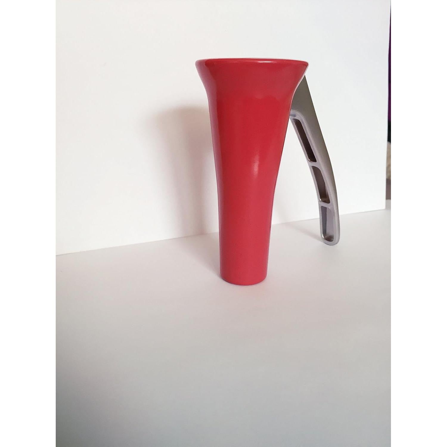 Cascanueces Metalico Multifuncional Landtom Rojo 326g