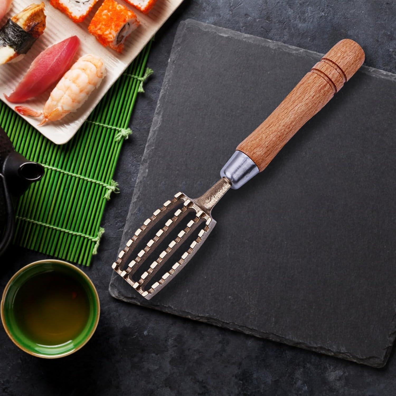 Escalador de Pescado Homaisson con Mango de Madera 21x3cm